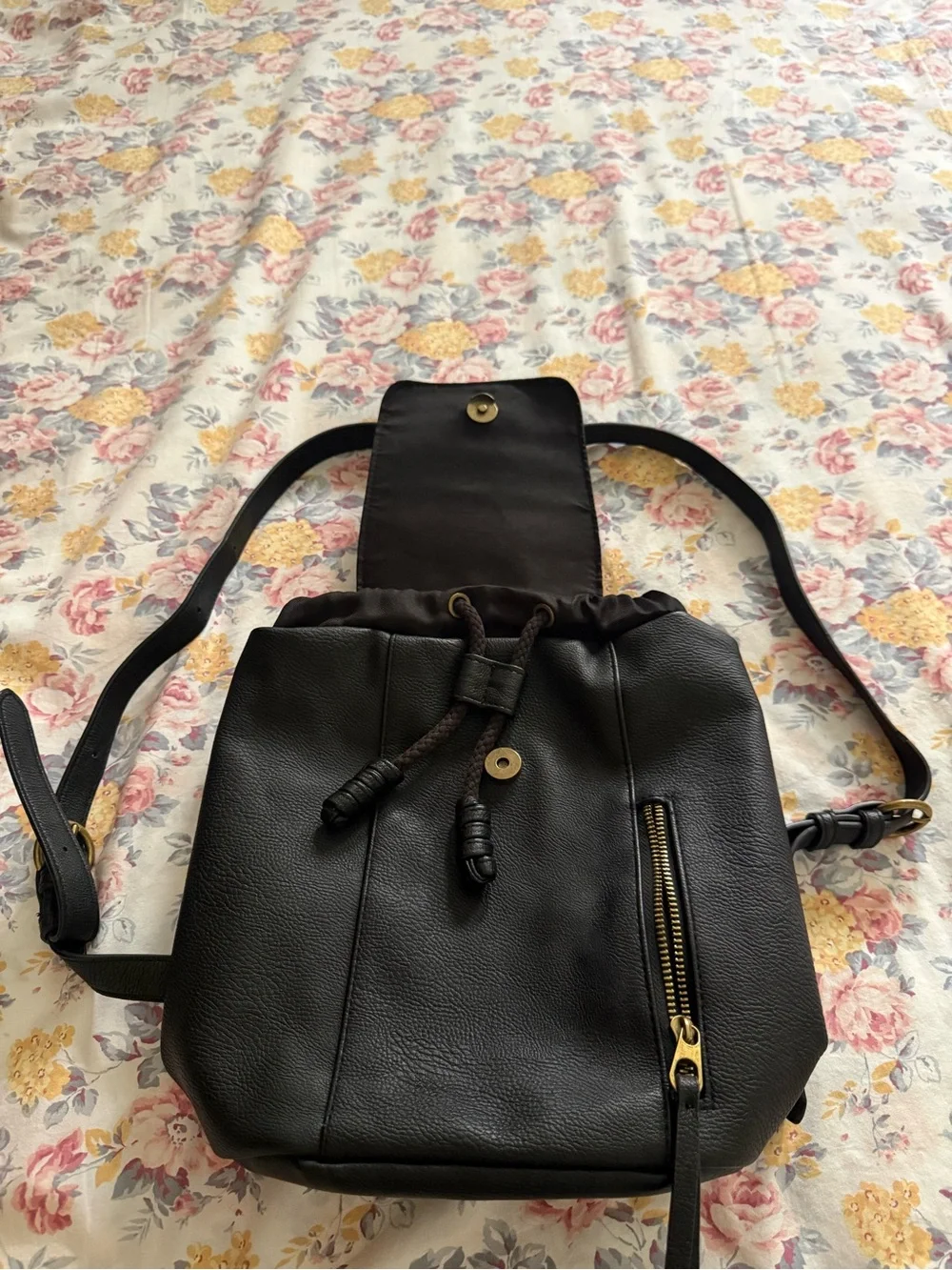 Universal Thread Black Faux Leather Drawstring Backpack